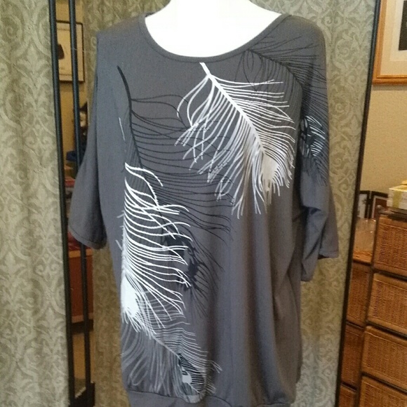 Relipop Tops - Relipop  Cold shoulder Tunic